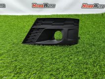 Решетка в бампер левая передняя AUDI A8 Решетка в бампер левая передняя AUDI A8