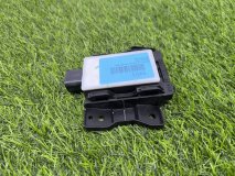 Датчик слепых зон правый передний Genesis G90 RS4