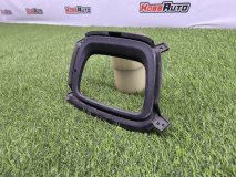 Рамка противотуманной фары левая передняя Kia Sorento 2 XM