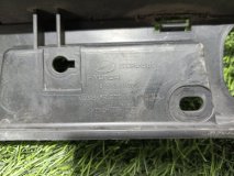 Решетка в бампер передняя Hyundai SANTA FE 2006-