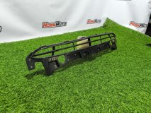 Решетка в бампер передняя Hyundai SANTA FE 2006-