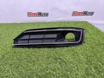 Решетка в бампер левая передняя AUDI A8 2015 Решетка в бампер левая передняя AUDI A8 2015