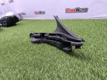 Кронштейн бампера правый передний Porsche Taycan