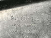 Кронштейн бампера правый задний Porsche Taycan