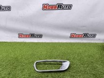 Рамка противотуманной фары правая передняя Jeep Grand Cherokee