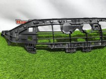 Кронштейн решетки радиатора передний AUDI e-tron 2019-2020