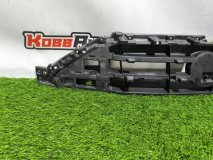 Кронштейн решетки радиатора передний AUDI A8 D5 Кронштейн решетки радиатора передний AUDI A8 D5