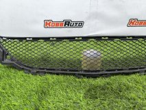 Решетка в бампер передняя Mercedes E C207