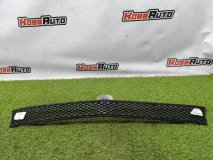 Решетка в бампер передняя Mercedes E W213