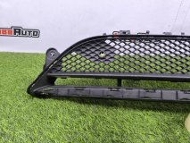 Решетка в бампер передняя Mercedes E W213