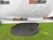 Накладка решетки бампера правая передняя Mercedes E W213