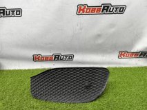 Накладка решетки бампера правая передняя Mercedes E W213