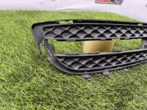 Накладка решетки бампера левая передняя Mercedes E W212