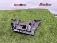 Кронштейн бампера левый задний Volvo XC40 2017-