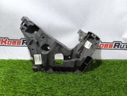 Кронштейн бампера правый Volvo XC40 2017-