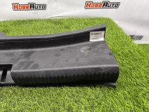 Накладка крышки багажника Mercedes C W206