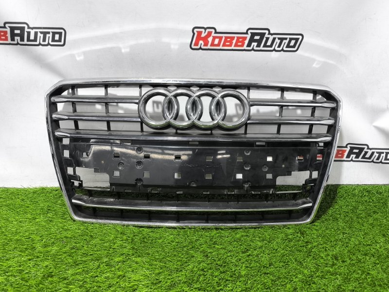 Решетка радиатора AUDI A7 (б/у)