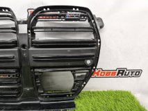 Решетка радиатора BMW M4