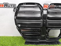 Решетка радиатора BMW M4