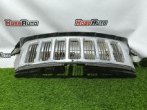 Решетка радиатора Jeep Grand Cherokee WK2