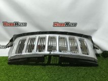 Решетка радиатора Jeep Grand Cherokee WK2