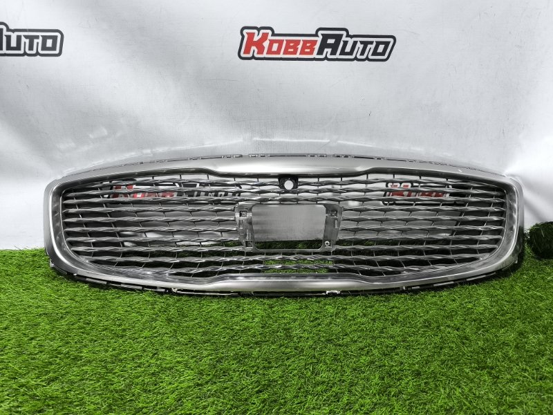 Решетка радиатора Kia K900 (б/у)