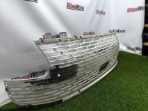 Решетка радиатора Hyundai Staria