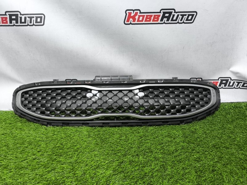 Решетка радиатора Kia Ray (б/у)