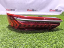 Фонарь правый задний AUDI Q7 4M