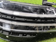 Фара LED правая Genesis G80