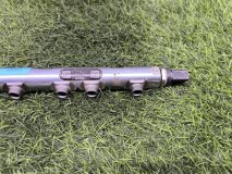 Топливная рейка BMW 1 E81