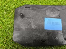 Накладка под дистроник Genesis G90