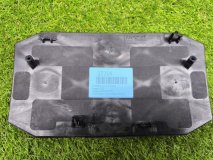 Накладка под дистроник Genesis G90