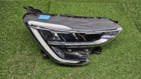 Фара LED правая Renault Arkana