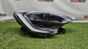 Фара LED правая Renault Arkana