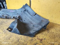 Подкрылок правый передний Renault Lutecia RM5M Подкрылок правый передний Renault Lutecia RM5M