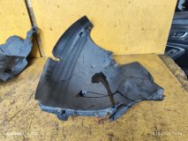 Подкрылок левый передний Renault Lutecia RM5M Подкрылок левый передний Renault Lutecia RM5M