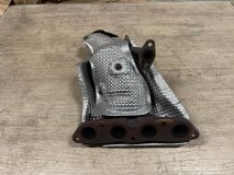 Выпускной коллектор Toyota AQUA NHP10 2012 1NZ-FXE