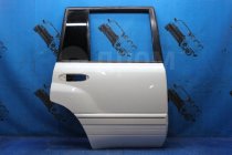 Дверь правая задняя Toyota Land Cruiser UZJ100 2UZFE