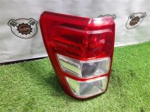 Стоп-сигнал левый задний Suzuki ESCUDO TDA4W Стоп-сигнал левый задний Suzuki ESCUDO TDA4W