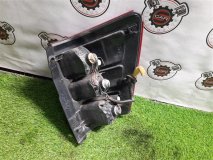 Стоп-сигнал левый задний Suzuki ESCUDO TDA4W Стоп-сигнал левый задний Suzuki ESCUDO TDA4W