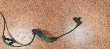 Датчик ABS левый передний Toyota COROLLA SPACIO AE111 4AFE