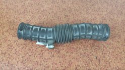 Патрубок воздушного фильтра Nissan CUBE Z12 HR15DE