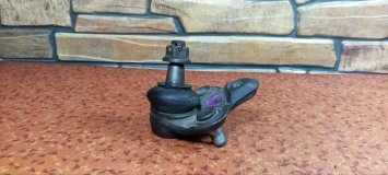 Шаровая опора левая передняя Toyota Wish ZNE10G 1ZZFE