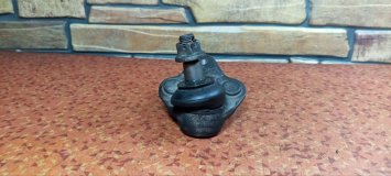 Шаровая опора левая передняя Toyota Wish ZNE10G 1ZZFE