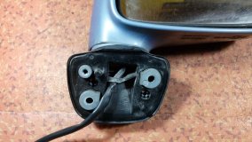 Зеркало правое переднее Suzuki Aerio RB21S M15A