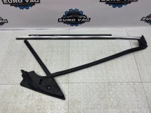 Молдинг стекла левый передний Audi A5 8T 2014 CDNC