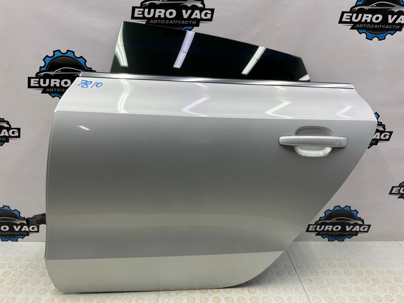 Дверь боковая Audi A5 8T CDNC 2012 задн. лев. (б/у)