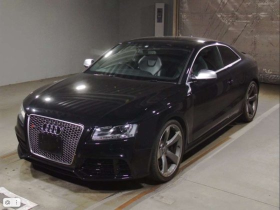 Audi RS5 2011