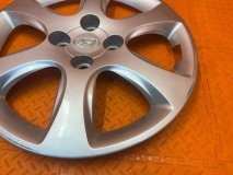 Колпак колеса Hyundai Solaris седан 2012 G4FA